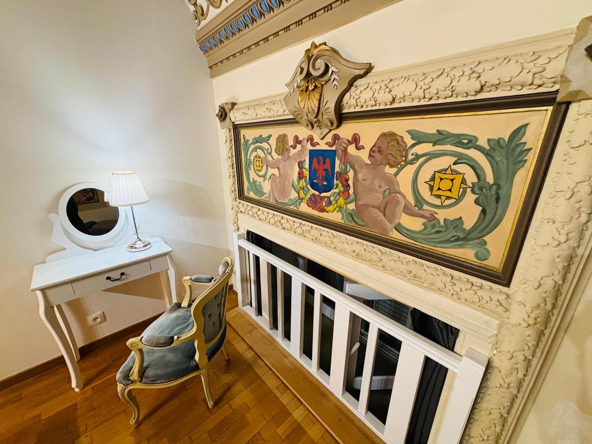 Exceptionnel !!! Venez Sejourner Dans Les 3 D'un Authentique Ancien Palace De La 