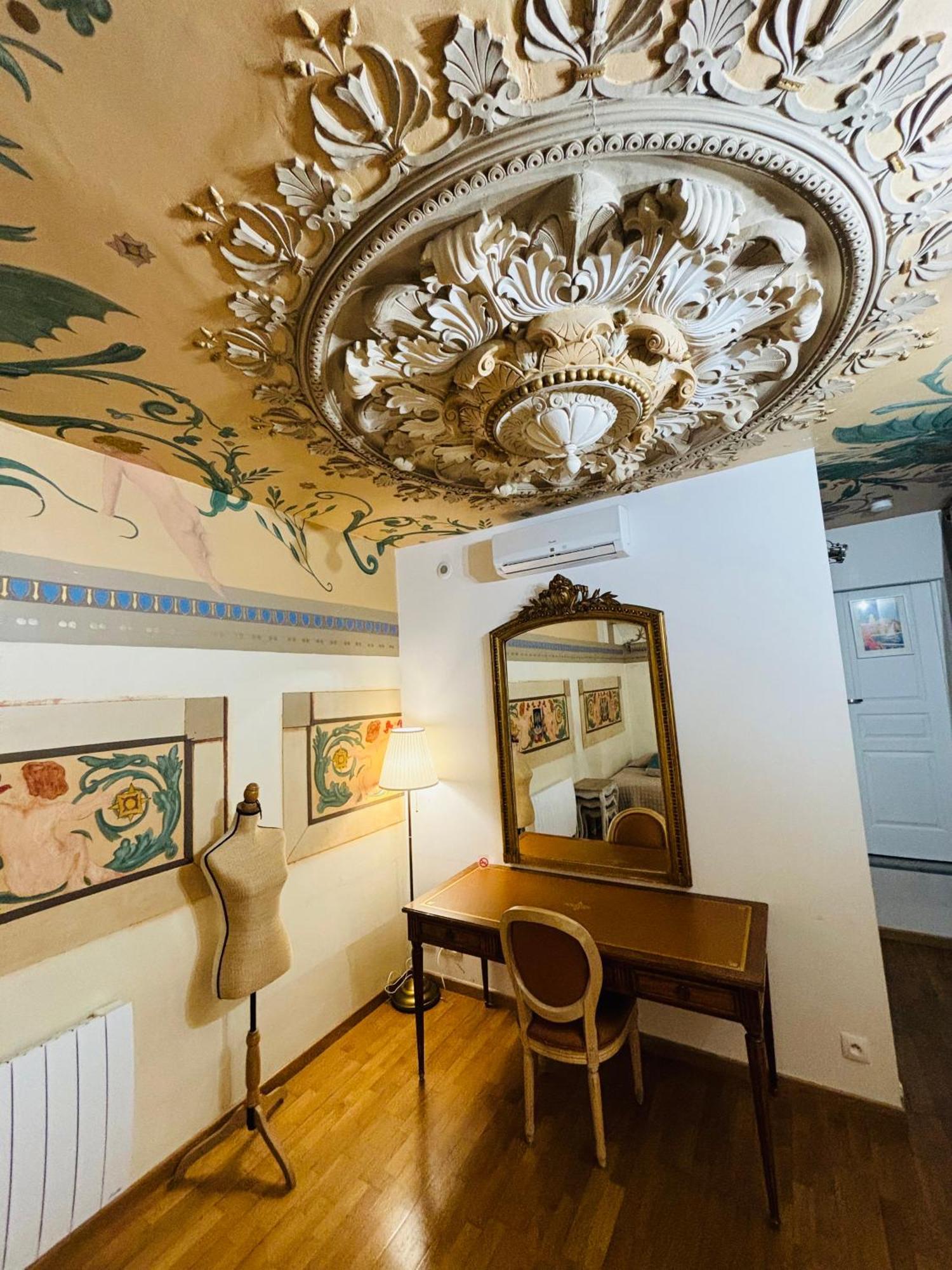 Apartamento Exceptionnel !!! Venez Sejourner Dans Les 3 D'un Authentique Ancien Palace De La 