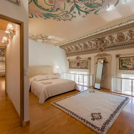 Exceptionnel !!! Venez Sejourner Dans Les 3 Suites D'Un Authentique Ancien Palace De La 
